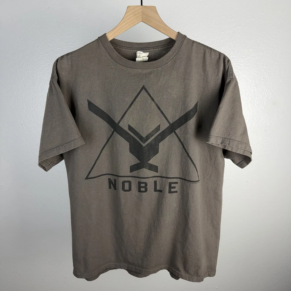 Vintage Halo Reach Noble Microsoft Xbox Promo Video Game T Shirt Y2K Size Large - Image 1 of 4