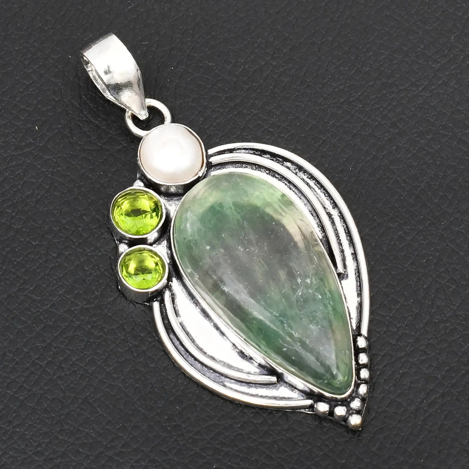 Joyería colgante hecha a mano de piedras preciosas de peridoto de fluorita para Año Nuevo 2,8" AP-20140 Foto 1 de 1
