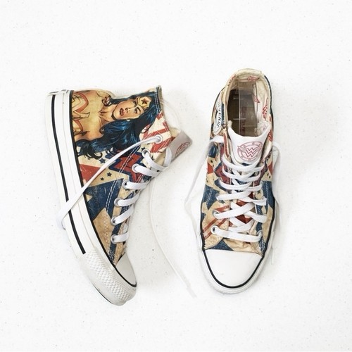 DC Comics Wonder Woman Converse Sneakers alte unisex multicolore taglia 5M 7W