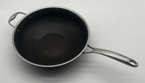 HexClad Hybrid Nonstick WOK Frying Pan 12-Inch Stay Cool Handle Oven Safe No Lid - Picture 1 of 8