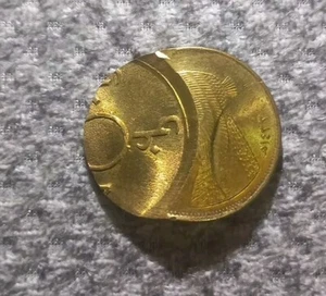 EGYPT 50 PIASTERS COIN Cleopatra 2012  ERROR COIN wrote Cancelled In Arabic .  - Picture 1 of 2
