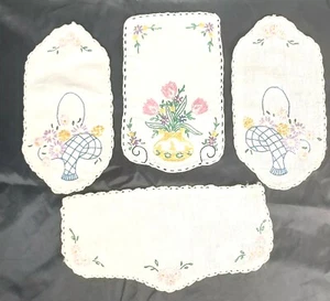 Antico lino vintage floreale ricamato a mano floreale DOILIES - Foto 1 di 6