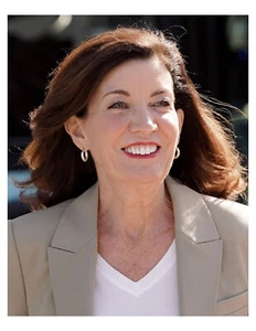2022 Kathy Hochul 8x10 Politician Portrait Photo On 8.5" x 11" - Picture 1 of 1