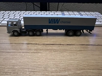 WIKING Man Vaw Chimica Cassone Autoarticolato Autocarro IN Guten Stato 1:87 - Immagine 1 di 4