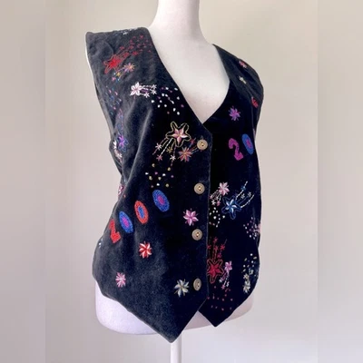 Chaleco de Colección Y2K Casual Corner 2000 Millennium Bordado Cuello en V Abotonado Foto 1 de 4