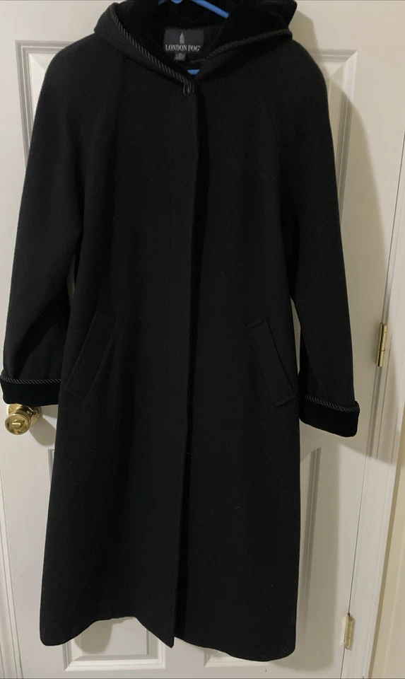 Abrigo largo de lana negro vintage London Fog con capucha de terciopelo Foto 1 de 4