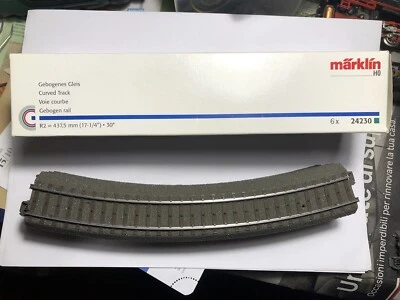 Marklin 24230 Binario C Curvo Raggio 2 Perfetti Ogni Scatola 6 Binari - Immagine 1 di 4