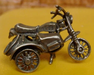 SELTEN Handarbeit 800 Silber Motorrad mit Aufsatz Miniaturmodell - Bild 1 von 12