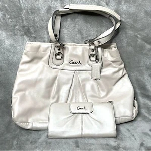 Coach Ashley Carry All Schultertasche in Pearl mit passender Geldbörse F15513 Set - Bild 1 von 16