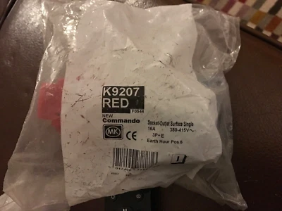 MK Commando Plug K9207 Red 16A 3P + earth surface mount socket - Image 1 of 3