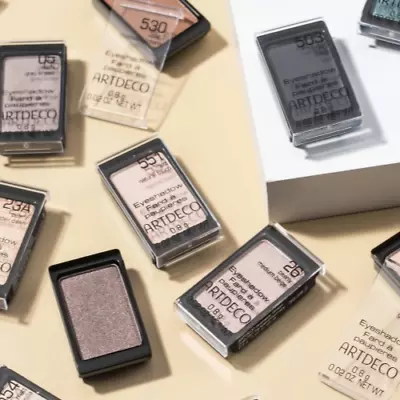 Artdeco EYESHADOW MATT- Puderlidschatten mit Pearl-Finish vers.Farben, 0,8g - Bild 1 von 3