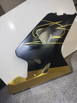 Carenado lateral derecho Suzuki GSXR 600 750 2004-2005 mercado de accesorios  Foto 1 de 4