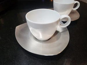 Thomas Rosenthal Vario Stainless Steel Triangular Saucer & Porcelain Tea Cup - Picture 1 of 8
