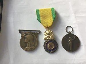 Vintage France War Medals (1914-1918) - Picture 1 of 8