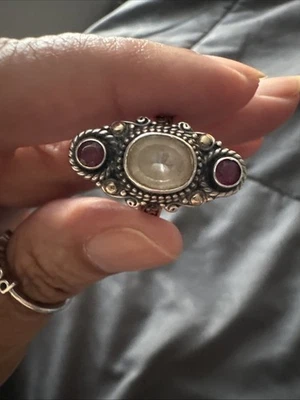 Anillo de oro de 18 quilates y plata de ley con 2 piedras rosas y 1 piedra rosa pálido Foto 1 de 4