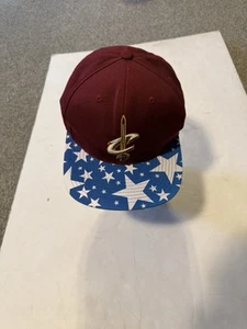 NBA Cleveland Cavaliers SnapBack Baseball Cap Star Splash Mitchell & Ness Neu&& - Bild 1 von 3