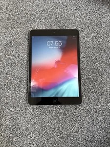 Apple iPad Mini 2 A1489, 16GB, Wi-Fi, iOS 12.5.5 Tablet, Grey Minor Cracks - Picture 1 of 5
