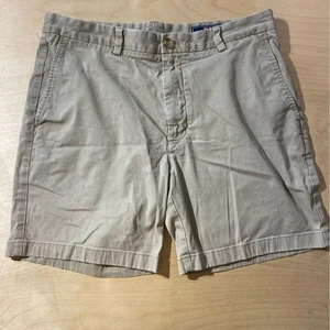 Pantalones cortos para hombre Vineyard Vines beige frente plano 34 (OB) - Imagen 1 de 7
