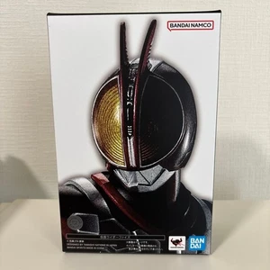 Bandai S.H.Figuarts Shinkocchou Seihou Kamen Rider Faiz Kamen Rider 555 NEW - Picture 1 of 14