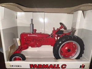 Ertl 1/16 Farmall C Tractor #4022 #236* - Picture 1 of 2