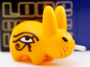 Kidrobot Kozik Series Mini Lore of the Labbit 1.5" Eye of Horus Art Figure - Picture 1 of 3