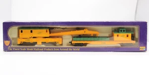 IHC M3557 HO Scale Crane Car Boom Tender Chicago & North Western (PLEASE READ) - Picture 1 of 7