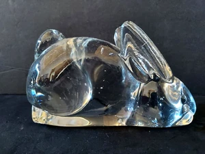 Clear Art Glass Bunny Rabbit Paperweight Bookend Polished Bottom - Foto 1 di 4