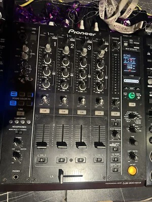 Pioneer DJM-900 Mixer Digitale a 4 Canali Pro-DJ - Nero + Flight Casa - Immagine 1 di 2