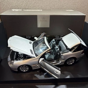MINICHAMPS 1/18 Mercedes-Benz SL Model Car Dealer Edition Collector - Picture 1 of 16