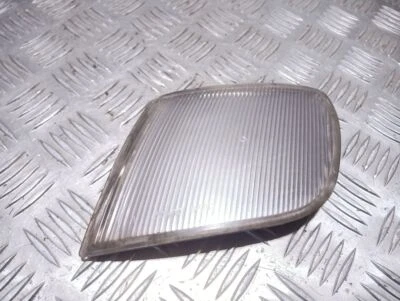 Intermitente delantero izquierdo volkswagen passat b4 1994 185102b ust88928 Foto 1 de 3