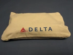NEW Delta Airlines Dove Overnight Amenity Kit Summer 2022 - Picture 1 of 5