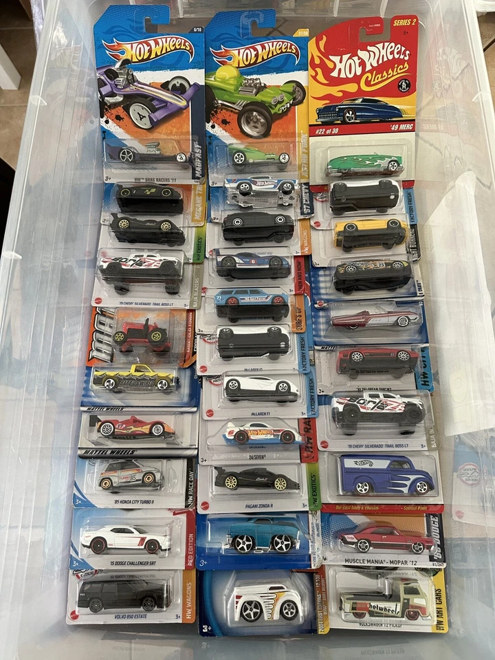 Hot Wheels Lot Of 110 Collectible Cars Not Junk - Image 1 of 4
