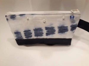 New Clutch travel Hanging make-up bag Blue Tie Pearl dye 7" Wristlet GlassesSize - Picture 1 of 5