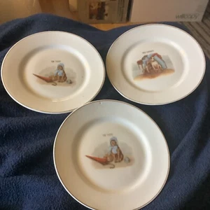 VINTAGE 2  ON TOUR  AND 1  OLD CHUMS 6” DOG PLATES - Picture 1 of 5