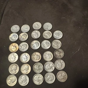 Lot of 29 Various Mint 25C George Washington 90% Silver Quarters - Picture 1 of 1