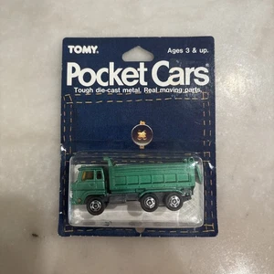 Tomica Tomy Pocket Cars Hino Green Dump Truck 1:102 Japan 1986 Vintage SEALED - Picture 1 of 12