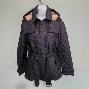 Giacca trapuntata nera Burberry Finsbridge con cintura e cappuccio taglia XL - Foto 1 di 10