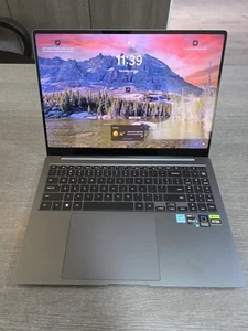 Samsung Galaxy Book3 Ultra, 16 2.6GHz i9-13900H 32GB RAM, 1TB, NVIDIA RTX 4070 - Picture 1 of 4