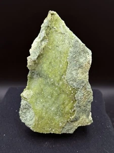 CUARZO EPIDOTA - Los Serrano, Albatera ESPAÑA MINERAL COLECCION 12x7x3cm K51 - Imagen 1 de 6