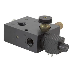 Control de flujo con bypass de válvula solenoide de CC de 12 voltios 9-8458 - Imagen 1 de 2