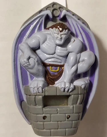 Disney Gargoyles Goliath Stone Warrior Clippity Clock LCD Magnet Clips Stands Cover
