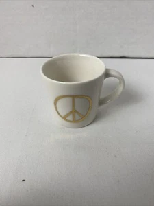 Taza Starbucks Mini Demi Espresso Gold Peace Sign Cup 3 fl oz 2015 - Imagen 1 de 3