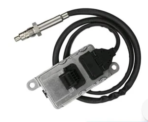 Sensor Nox Nitrógeno Oxígeno 24V para Motor Cummins 5WK96756A A2C95913000-01 - Imagen 1 de 2