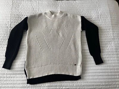 Superdry Black and Ivory Thick Knit Jumper Size XS - Image 1 of 4