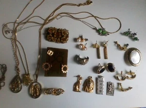 collezione Spille Gioielli Orecchini Ciondoli Ecc - Foto 1 di 10