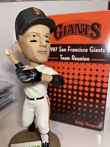 2007 SF GIANTS 1987 EQUIPO REUNIÓN Robby Thompson Bobblehead nuevo en caja - Imagen 1 de 6