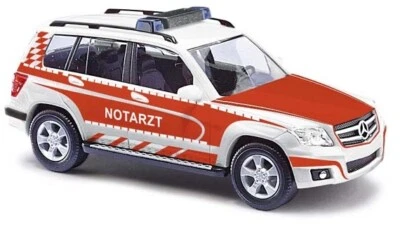 Spur H0 M: 1:87 BUSCH 49768 Mercedes-Benz, GLK-Klasse »Notarzt«, Nuovo OVP - Immagine 1 di 2