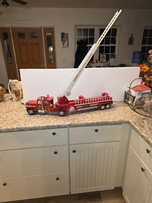 Camión de bomberos vintage Nylint gancho-n-escalera 885 años 80 distrito 2 ¡Bonito! Foto 1 de 4