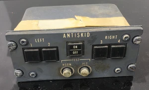 Tristar L-1011 / B747 ANTISKID Monitor Control Airbus Boeing Simulator - Picture 1 of 4