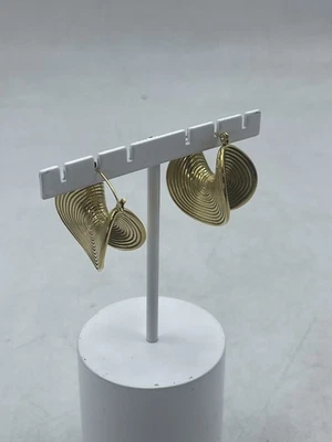 Pendientes de aro plegados Saint Fatale chapados en oro sin níquel impermeables Foto 1 de 4